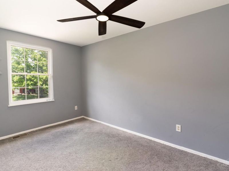 824 Laverty Lane, Anderson Twp, OH 45230 Photo 13