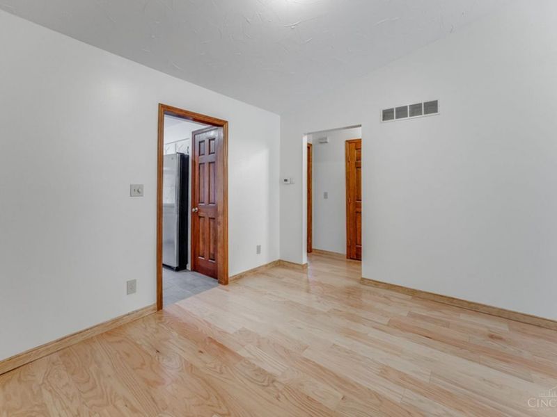 1813 Tuxworth Avenue, Unit 2(10), Cincinnati, OH 45238 Photo 17