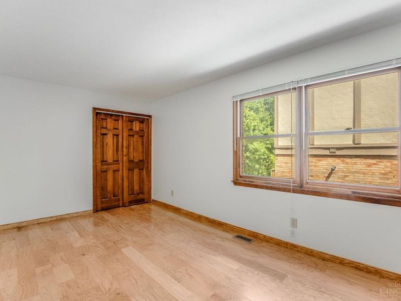 1813 Tuxworth Avenue, Unit 2(10), Cincinnati, OH 45238 Photo 24