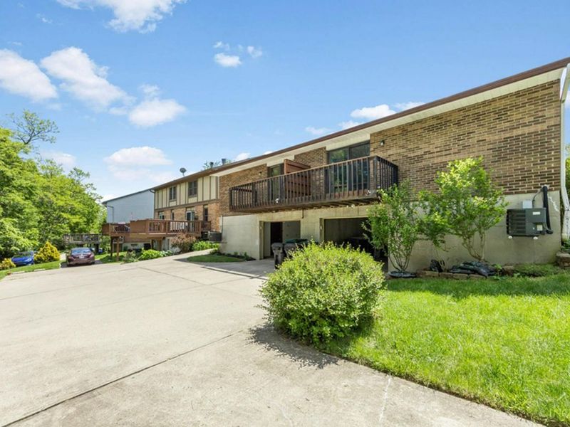 1813 Tuxworth Avenue, Unit 2(10), Cincinnati, OH 45238 Photo 8