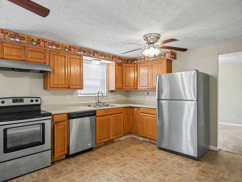 6378 Barnside Drive , Canal Winchester, OH 43110 Photo 10