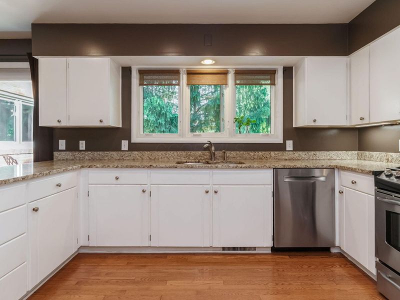 293 Ceramic Drive, Columbus, OH 43214 Photo 20