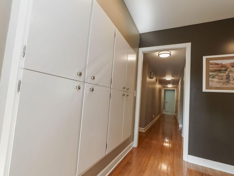293 Ceramic Drive, Columbus, OH 43214 Photo 22