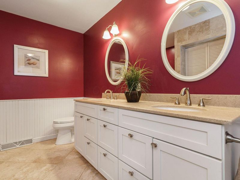 293 Ceramic Drive, Columbus, OH 43214 Photo 28