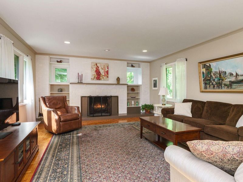 293 Ceramic Drive, Columbus, OH 43214 Photo 9