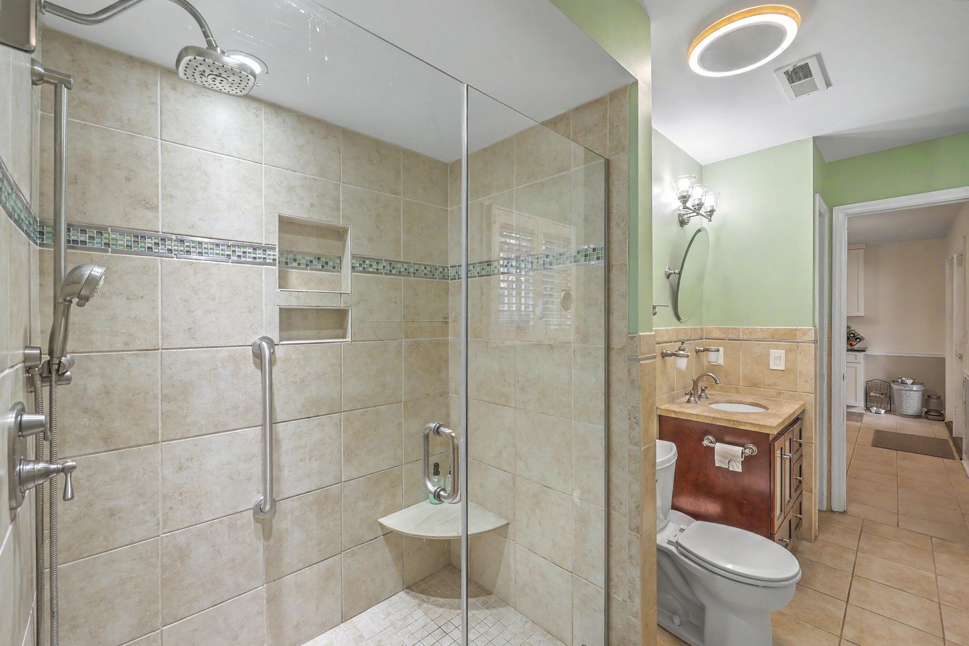 1773 Banbury Road Photo 23