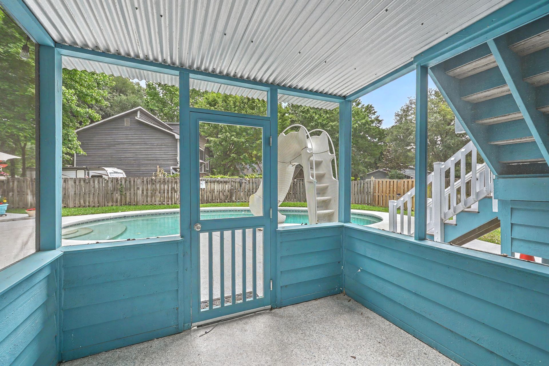 1773 Banbury Road Photo 30