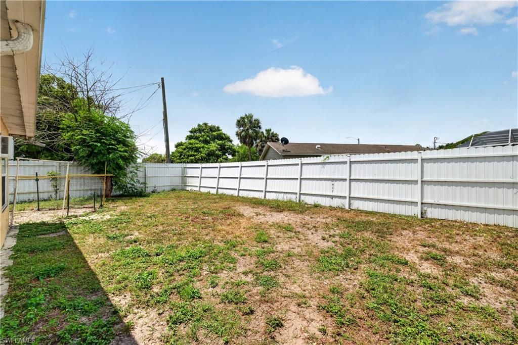 1129 Joel Blvd , Lehigh Acres, FL 33936 Photo