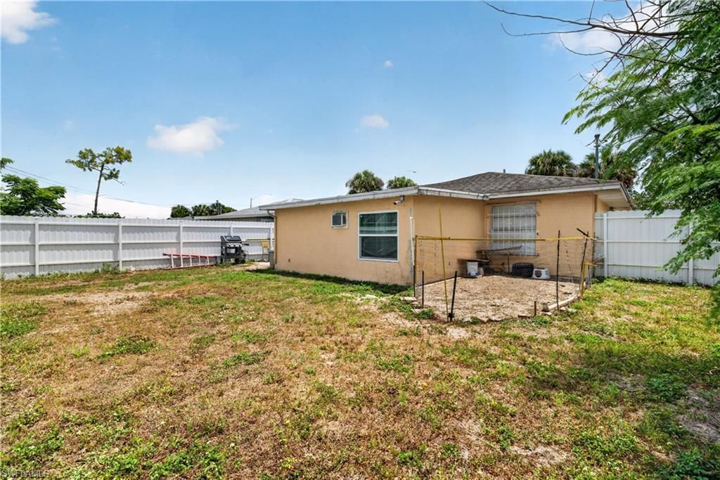 1129 Joel Blvd , Lehigh Acres, FL 33936 Photo