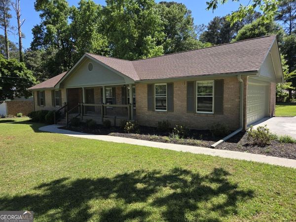 1697 Fremont Drive SW, Stone Mountain, GA 30087