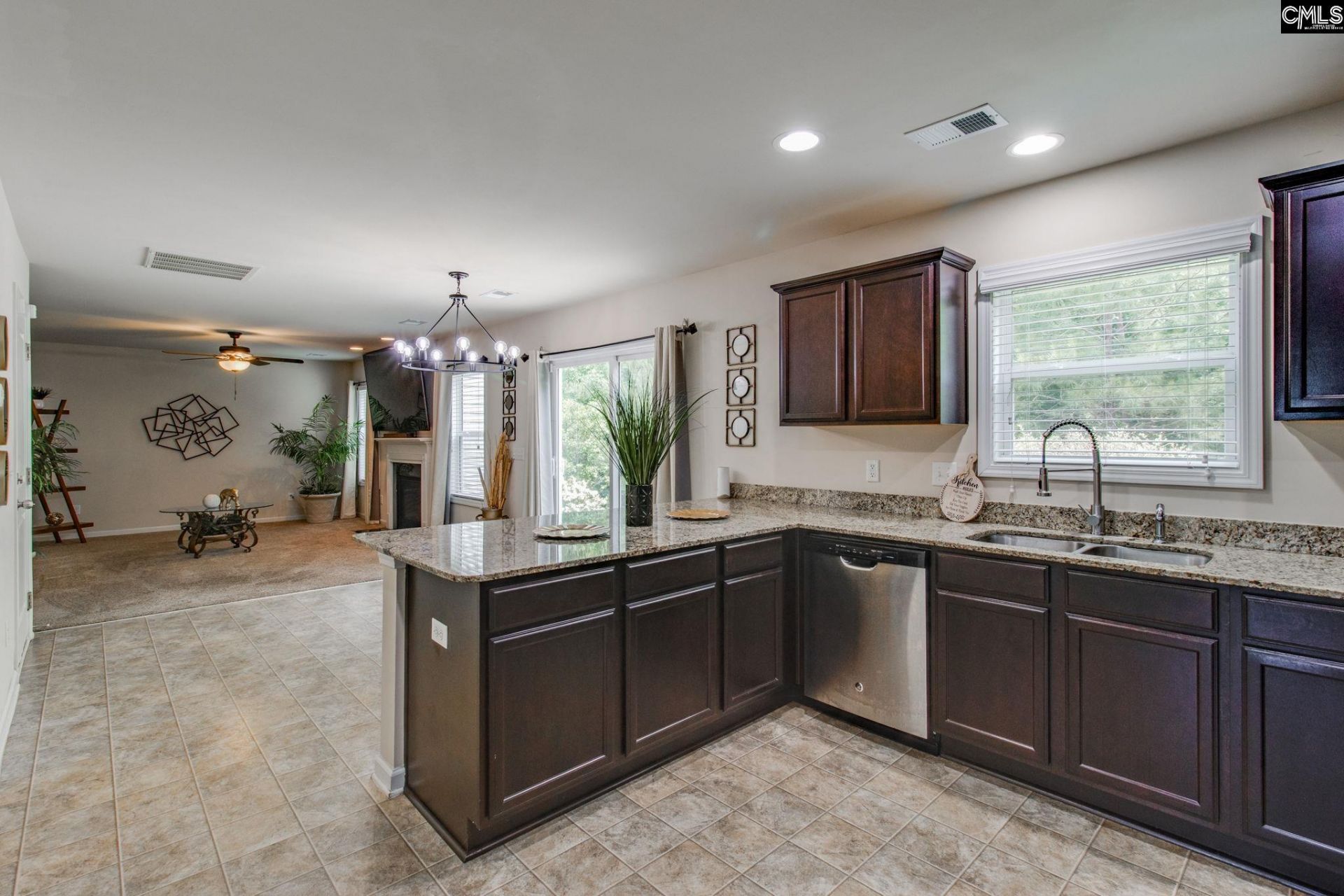 72 Black Kettle Court Photo 12