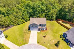 72 Black Kettle Court photo 4
