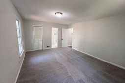 260 Woodwinds Drive photo 4