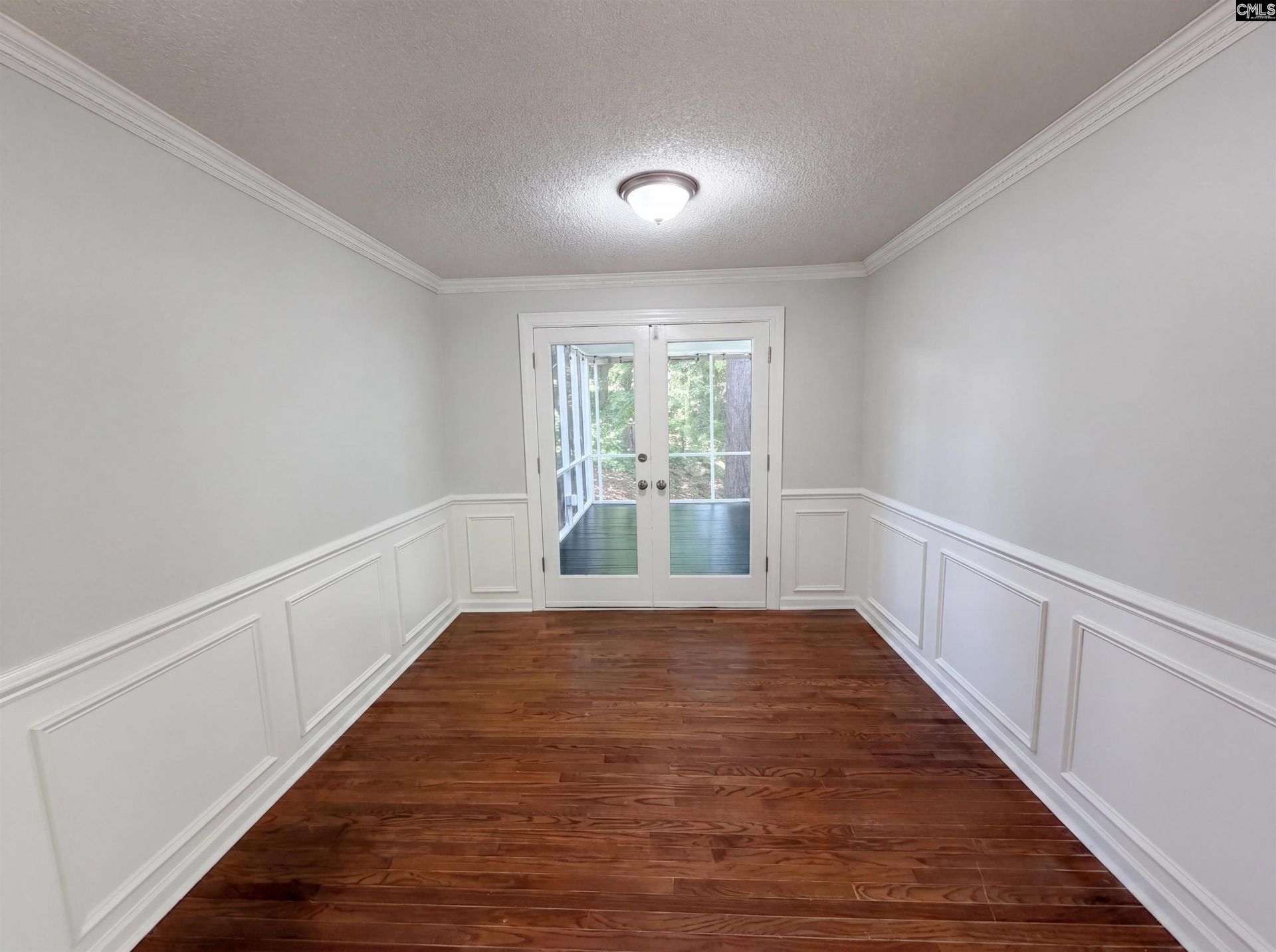 260 Woodwinds Drive Photo 6