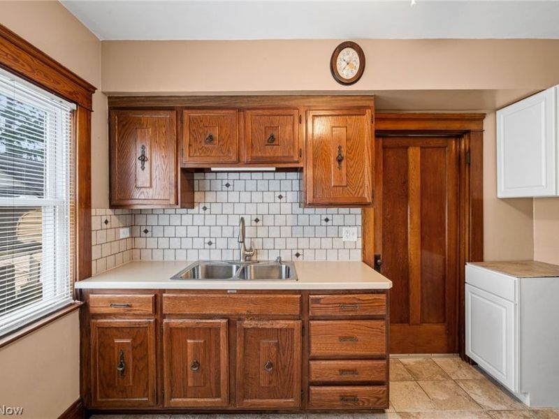 2601 Tate Avenue, Cleveland, OH 44109 Photo 14