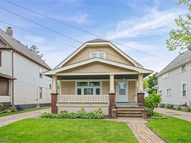 2601 Tate Avenue, Cleveland, OH 44109 Photo 2