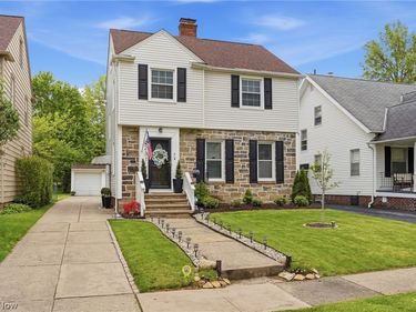 2231 Brockway Road, University Heights, OH 44118