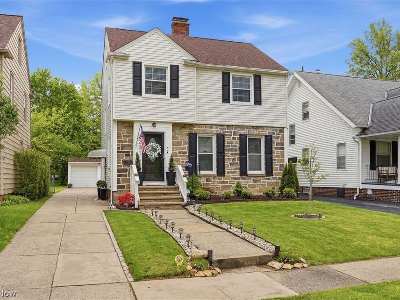 2231 Brockway Road, University Heights, OH 44118 Photo 1