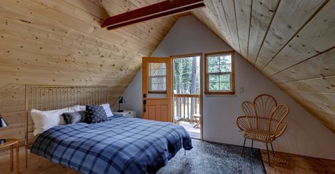 10185 Juniper Way, Soda Springs, CA 95728 Photo