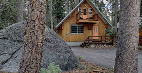 10185 Juniper Way, Soda Springs, CA 95728 Photo