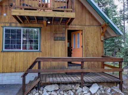10185 Juniper Way, Soda Springs, CA 95728 Photo