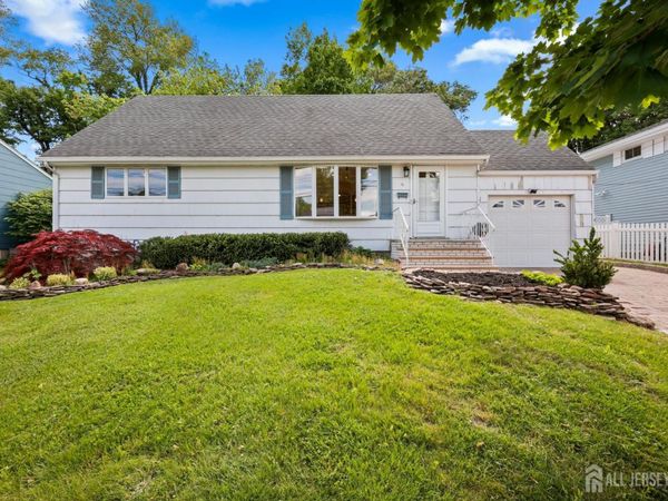 16 Venus Road, South Amboy, NJ 08879