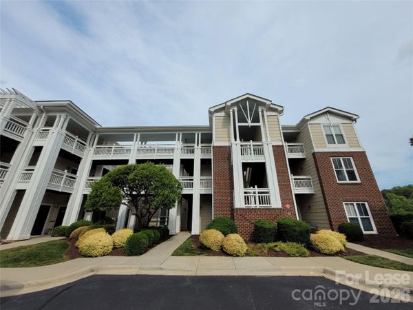 940 Jetton Street , Davidson, NC 28036