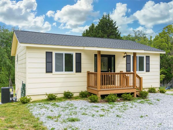 286 Berkeley Road, Hendersonville, NC 28792