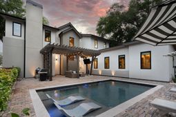 606 Simmons Street photo 4