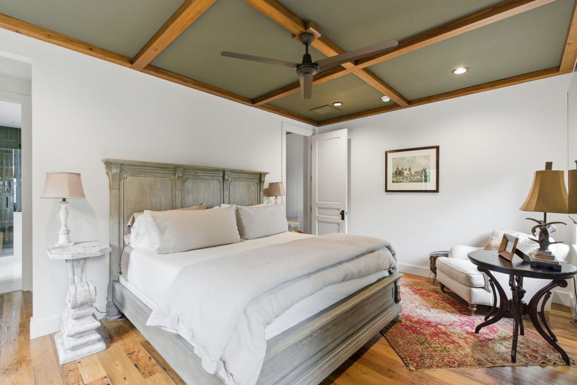 606 Simmons Street Photo 45