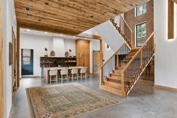 606 Simmons Street photo 4
