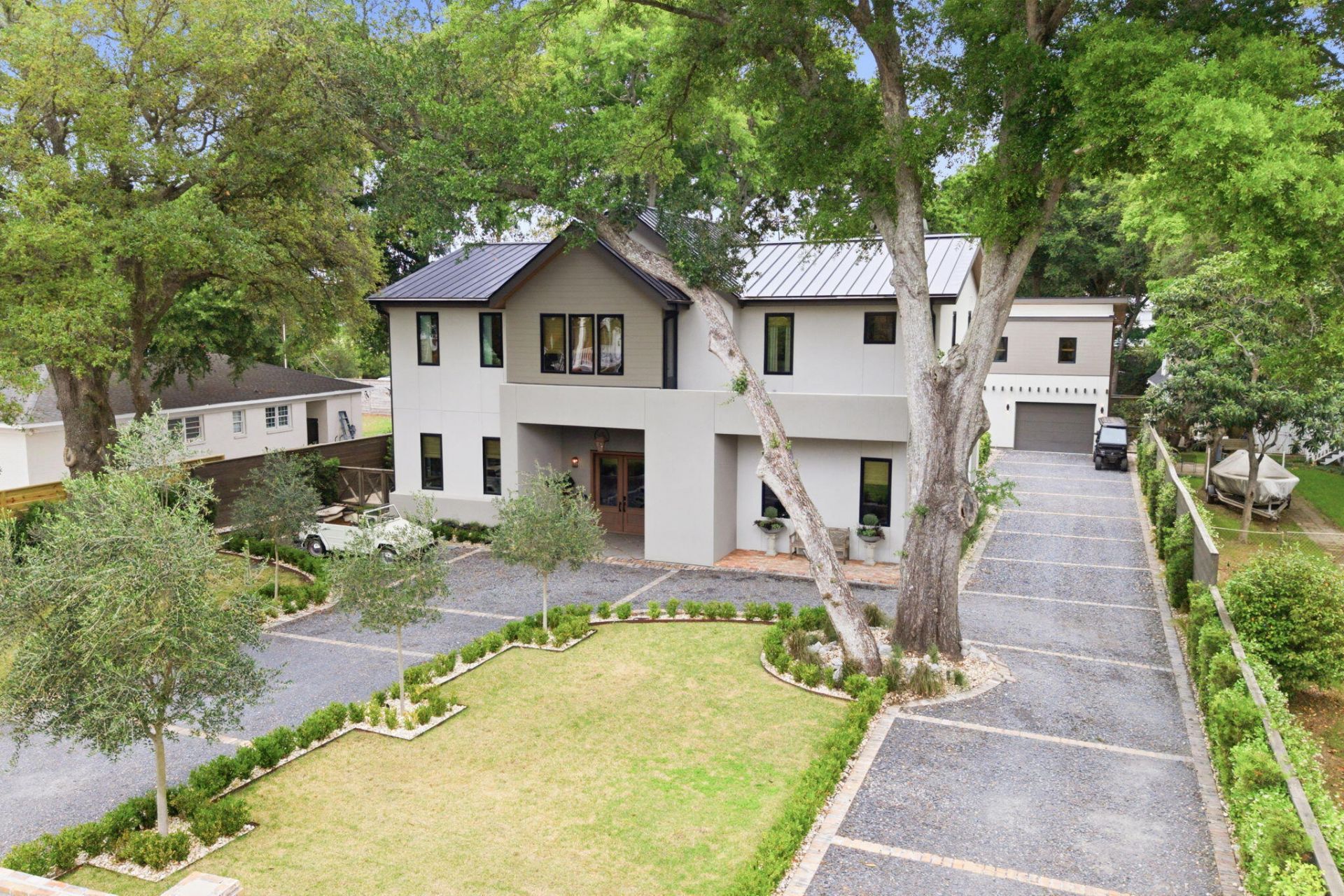 606 Simmons Street Photo 71