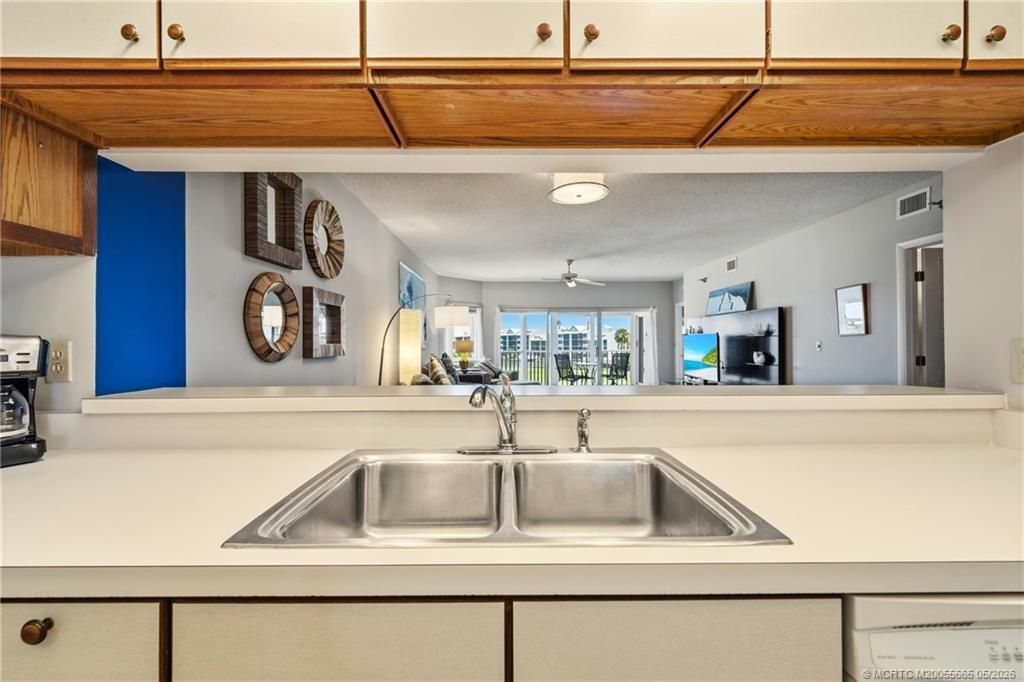 145 NE Edgewater Drive, Unit 4203, Stuart, FL 34996 Photo