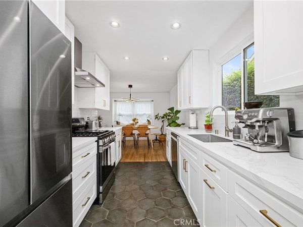 3461 Marna Avenue, Long Beach, CA 90808