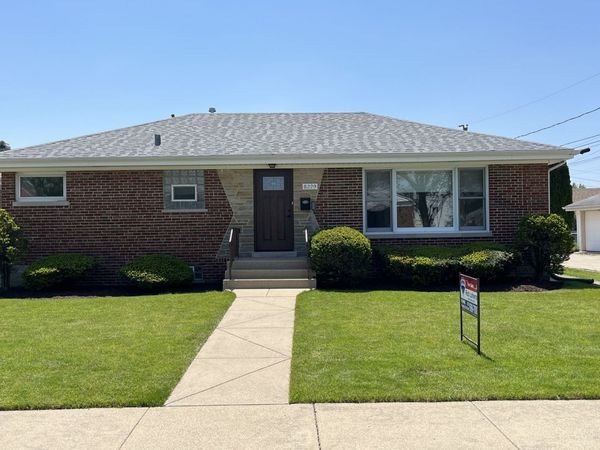 8229 W Giddings Street , Norridge, IL 60706