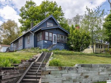926 S 51st Avenue , Omaha, NE 68106