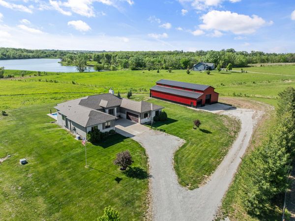 1177 Woodland Avenue, Cumming, IA 50061