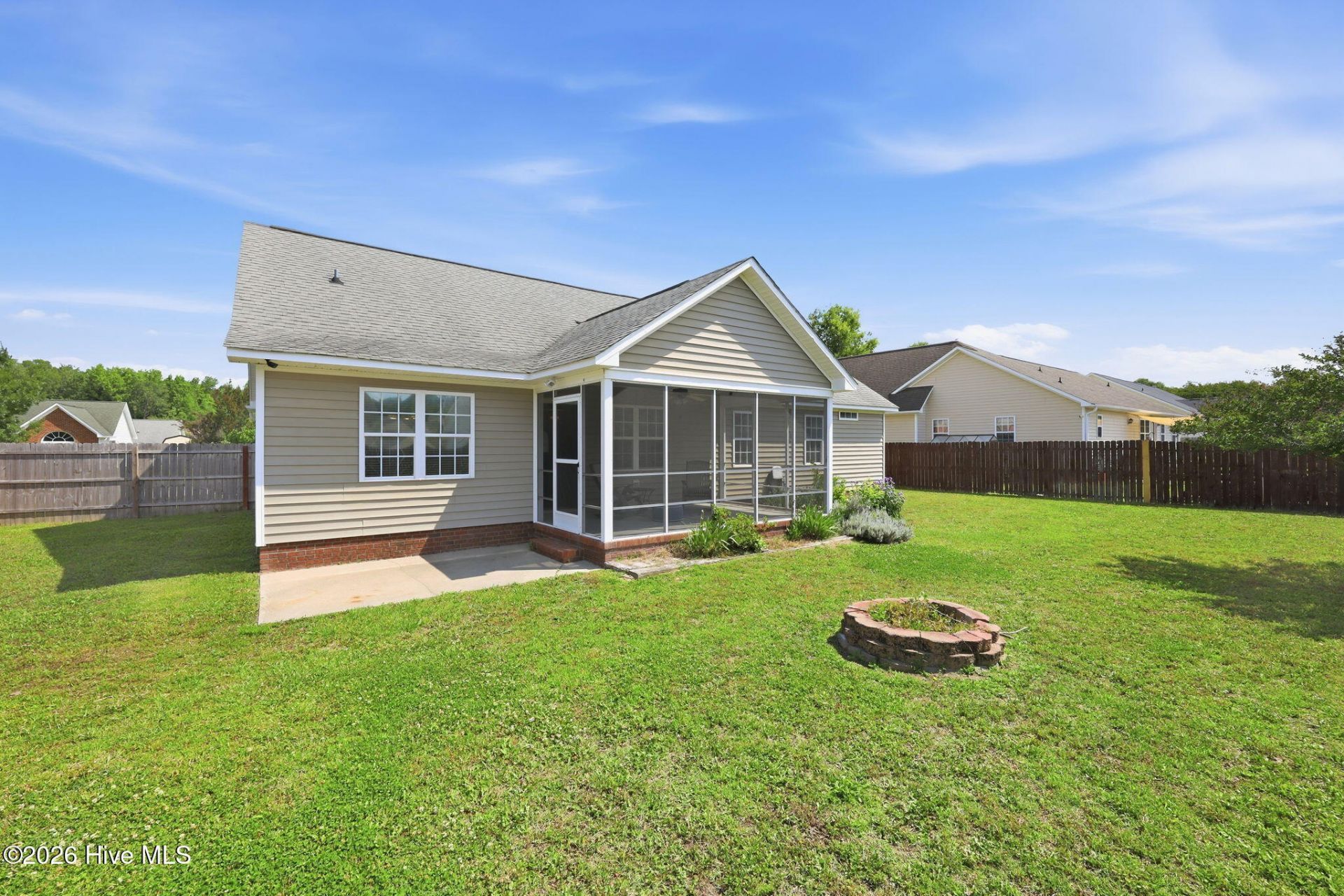 115 Delanie Way, New Bern, NC 28562 Main Photo