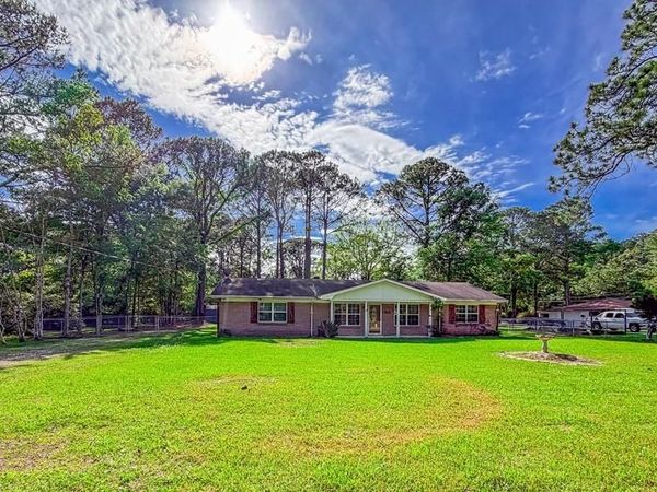 6868 Bay Road, Mobile, AL 36605