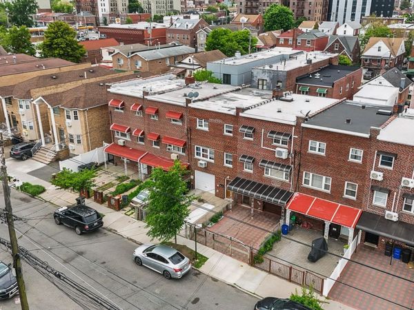 2733 Hone Avenue , Bronx, NY 10469
