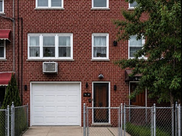 2733 Hone Avenue , Bronx, NY 10469