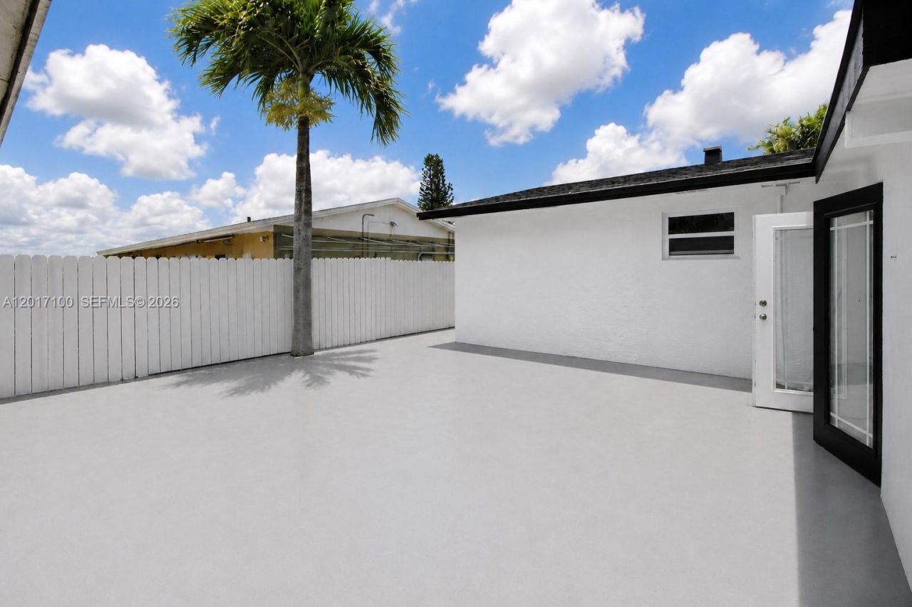 19050 SW 125th Ave, Miami, FL 33177 Photo