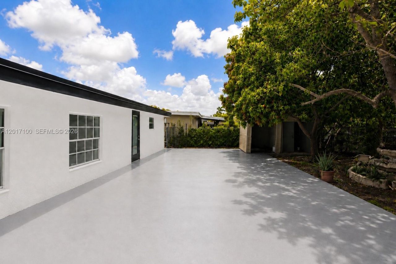 19050 SW 125th Ave, Miami, FL 33177 Photo