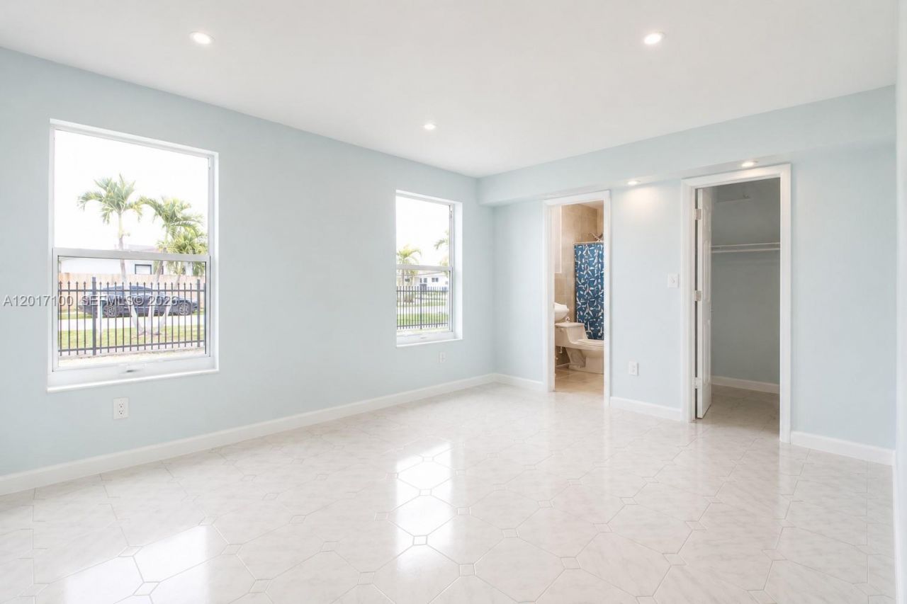 19050 SW 125th Ave, Miami, FL 33177 Photo