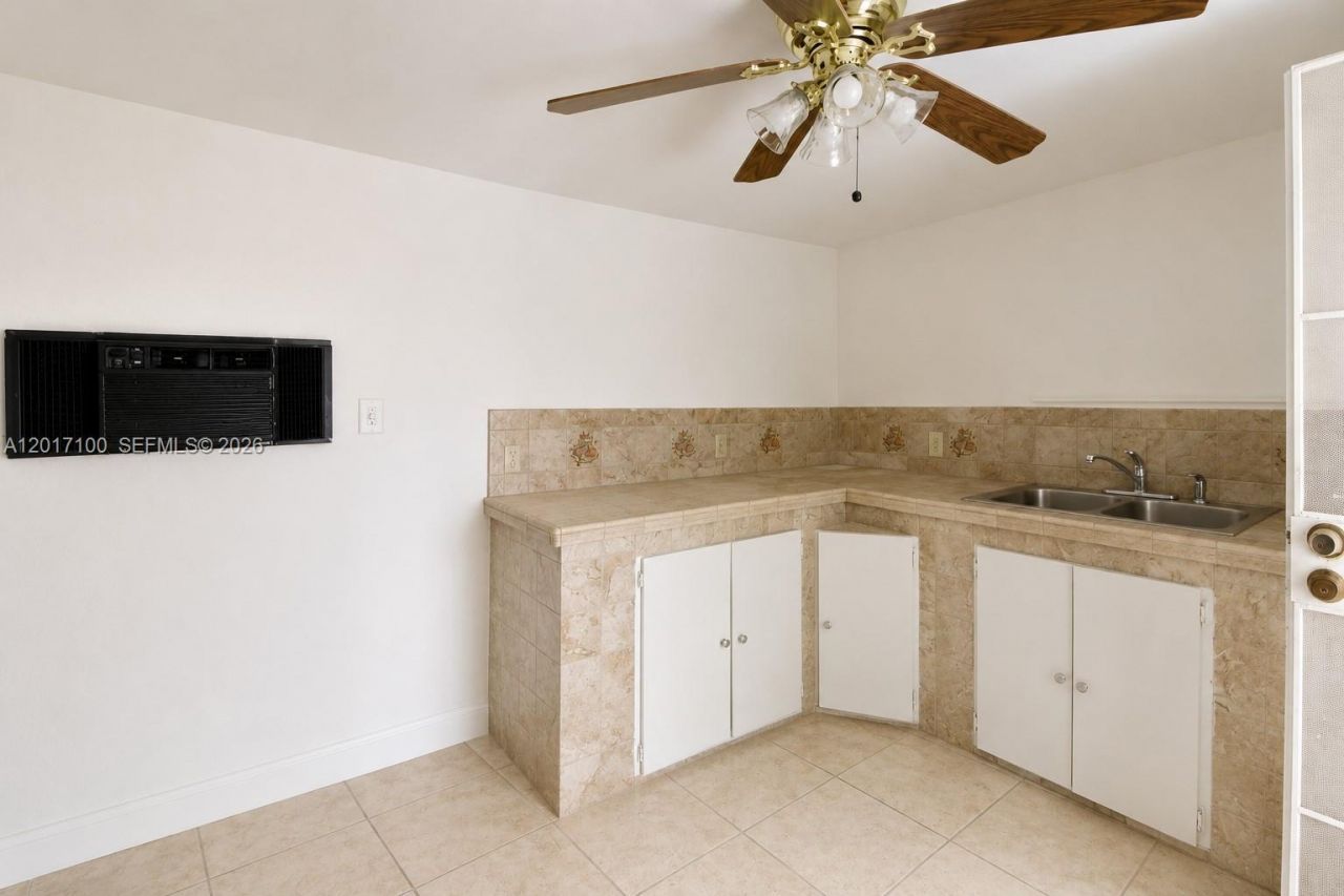 19050 SW 125th Ave, Miami, FL 33177 Photo