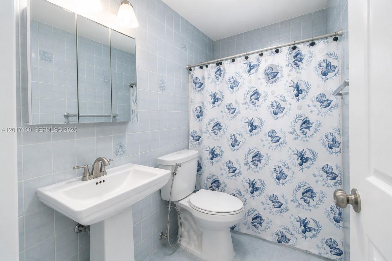 19050 SW 125th Ave, Miami, FL 33177 Photo