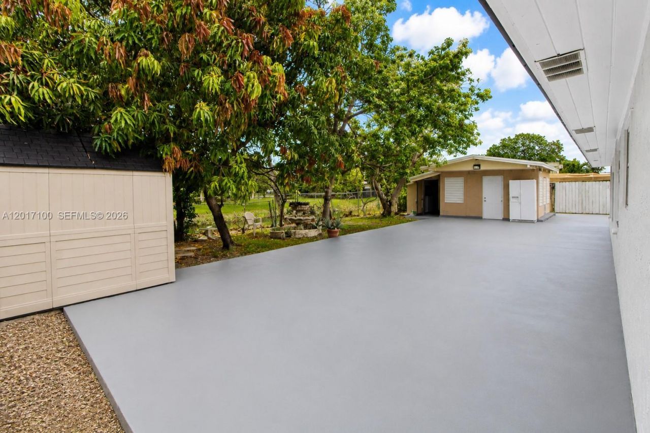 19050 SW 125th Ave, Miami, FL 33177 Photo