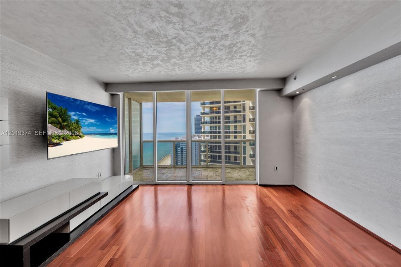 1830 S Ocean Dr , Unit 2705, Hallandale Beach, FL 33009 Photo