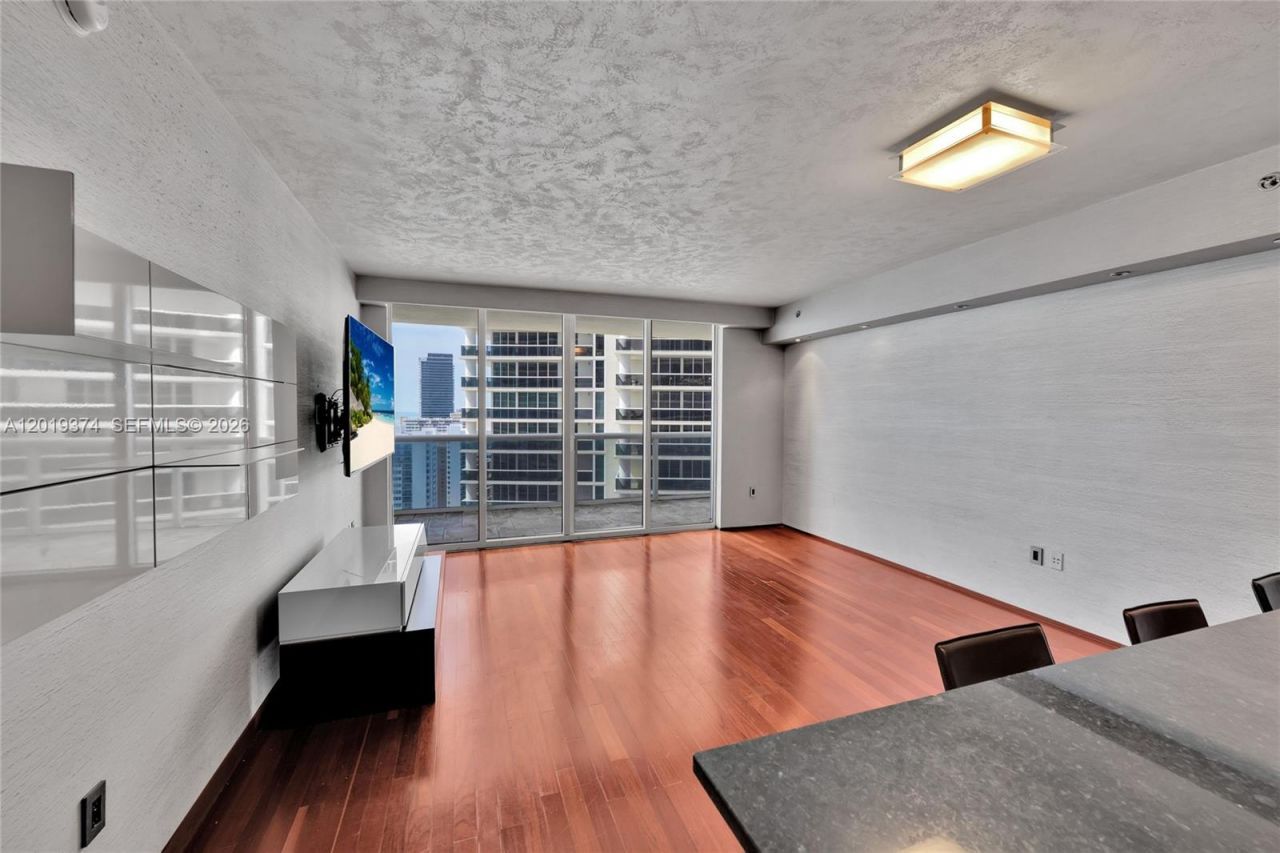 1830 S Ocean Dr , Unit 2705, Hallandale Beach, FL 33009 Photo