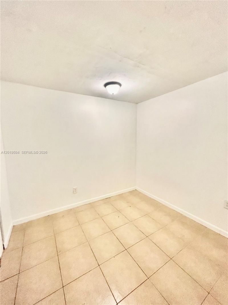 9375 Fontainebleau Blvd , Unit L217, Miami, FL 33172 Photo
